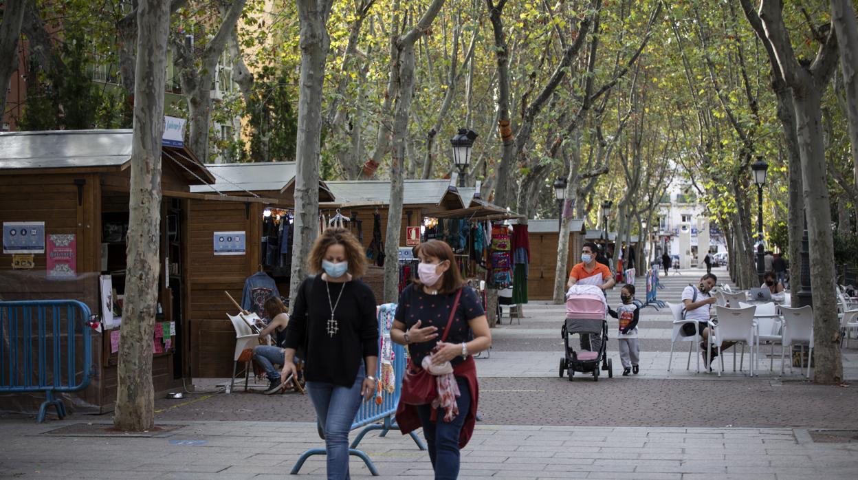 Los populares también proponen una tarifa plana de 50 euros para los comerciantes autónomos