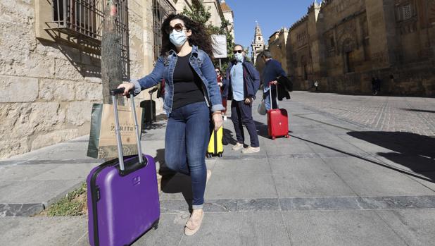 La crisis pone en riesgo 750.000 empleos del turismo en 2020