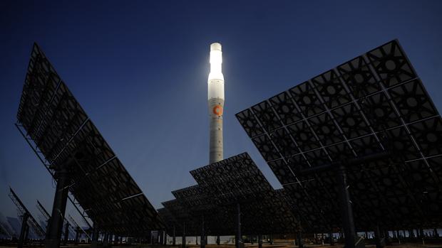 La termosolar prepara su resurrección tras siete años en barbecho