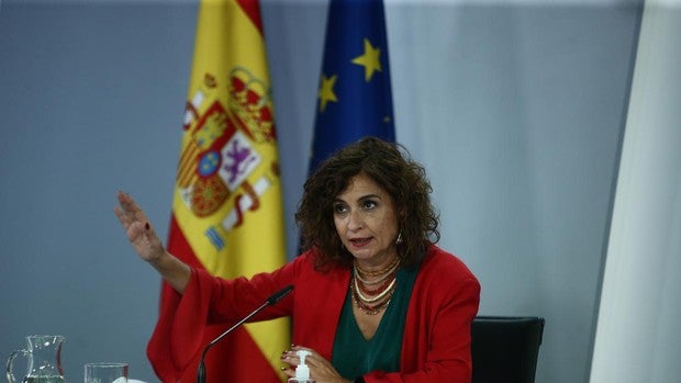 El Gobierno aprueba una subida fiscal en plena crisis para sostener el «mayor gasto social de la Historia»