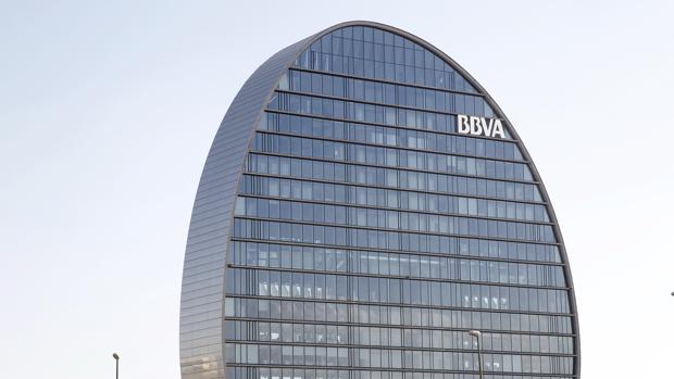 BBVA gana un 80% más en el tercer trimestre y reduce sus pérdidas en el año a 15 millones