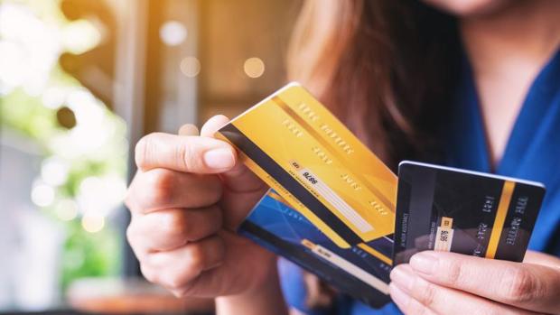 El coste adicional que incluyen algunas tarjetas de crédito «revolving» y que los consumidores desconocen