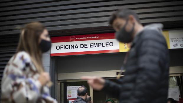 España no recuperará sus niveles de empleo precrisis hasta 2026