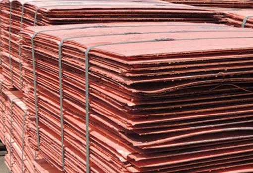 Cátodos de cobre producidos por Atlantic Copper en su fundición de Huelva