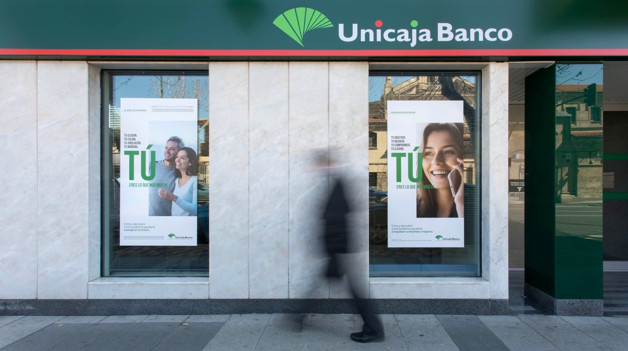 Oficina de Unicaja Banco en la capital malagueña