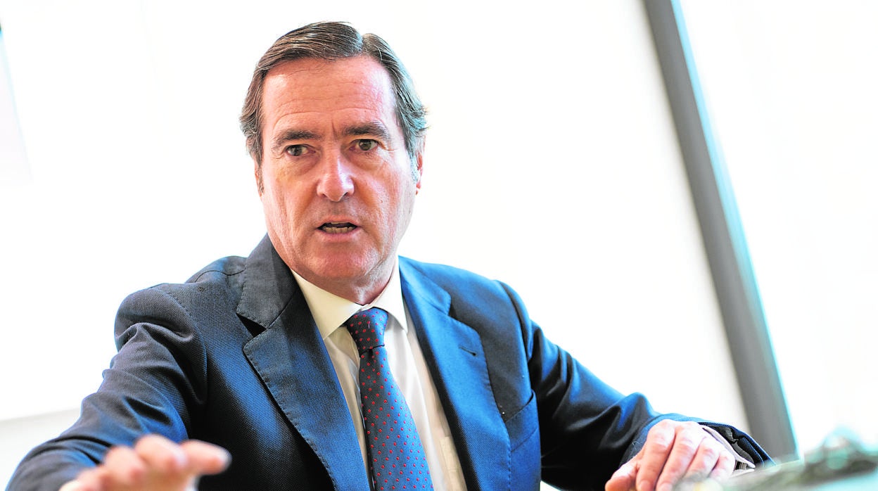 El presidente de la CEOE, Antonio Garamendi