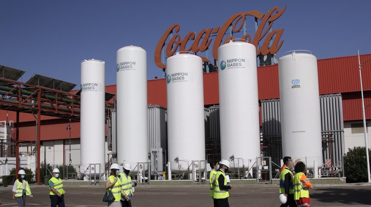 Los sindicatos de Coca-Cola European Partners convocan tres días de huelga por el ERE a 360 empleos