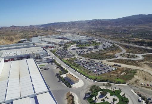 Parque industrial del grupo en Almería, con más de 3 millones de Km2