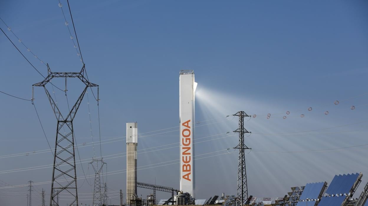 Abengoa, en concurso de acreedores, tiene a casi 14.000 empleados en plantilla