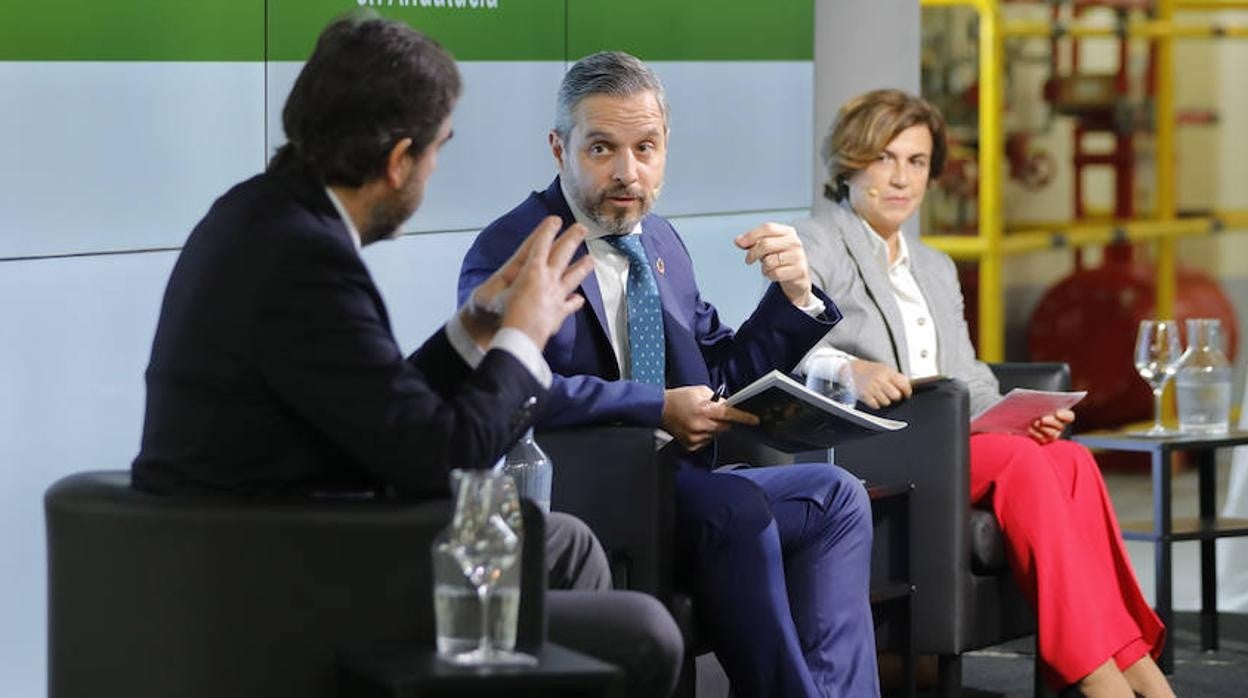 La presentación del Especial de ABC de Sevilla ha consistido en un coloquio sobre la transición energética