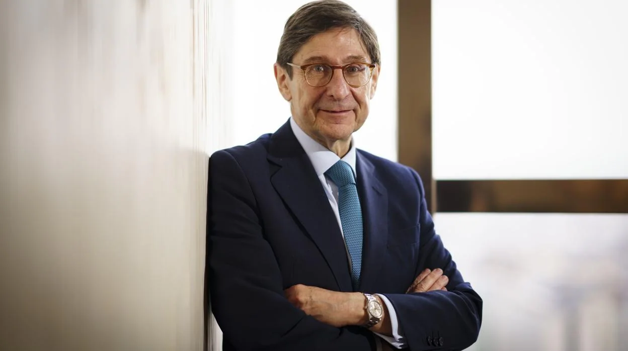 José Ignacio Goirigolzarri, presidente de Caixabank, posa para ABC