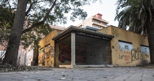 Agencia de Lectura del barrio de Trinitat, una pequeña biblioteca proyectada en el antiguo Zoo de Viveros