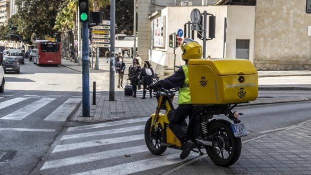 Correos regresa a beneficios en el primer trimestre tras ganar 4,7 millones de euros