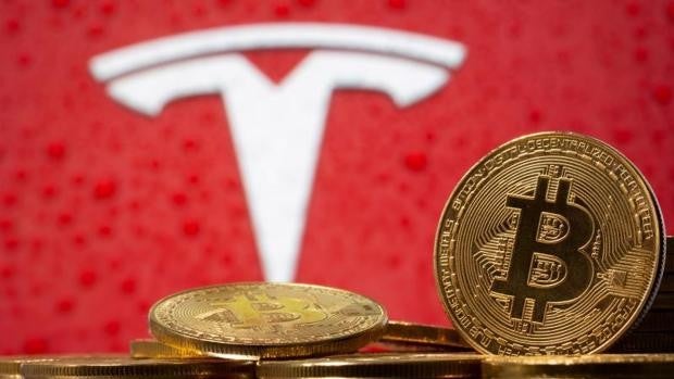 Desplome de la cotización del bitcoin tras anunciar Tesla que deja de aceptarlo como forma de pago