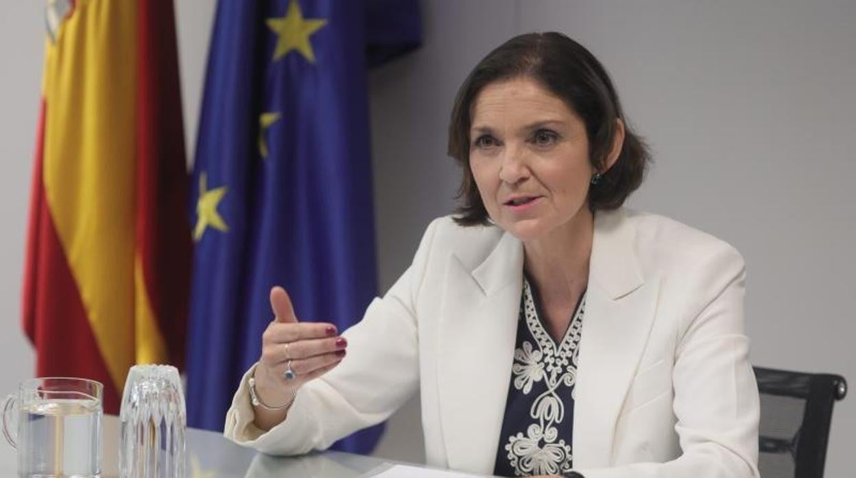 La ministra de Industria, Reyes Maroto