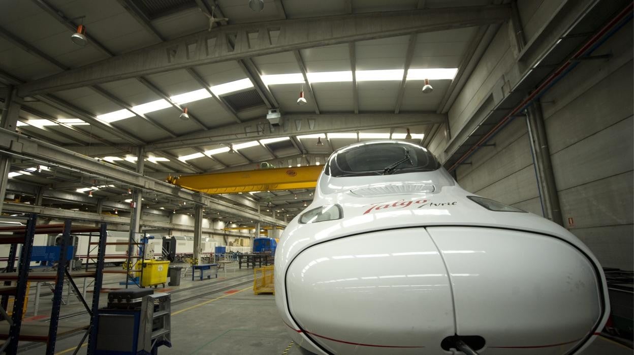 Fabricación de un tren AVE a la Meca