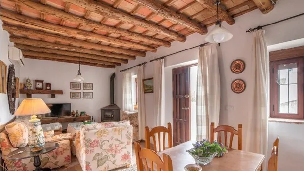 Las 8 casas rurales en venta en la sierra de Sevilla para desconectar en  plena naturaleza