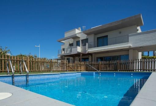 Piscina del chalé en Almería