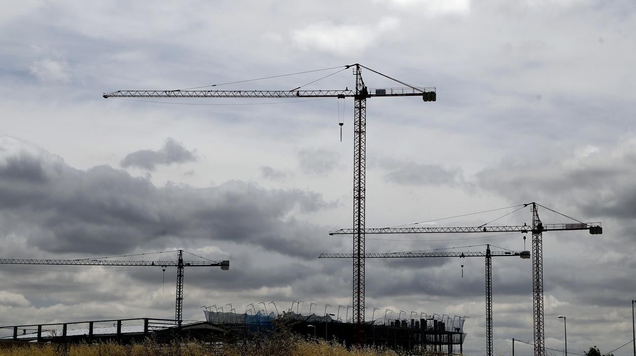 Bloques de vivienda en construcción en Córdoba