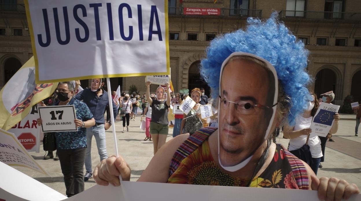 Una protesta de interinos en Zaragoza en junio