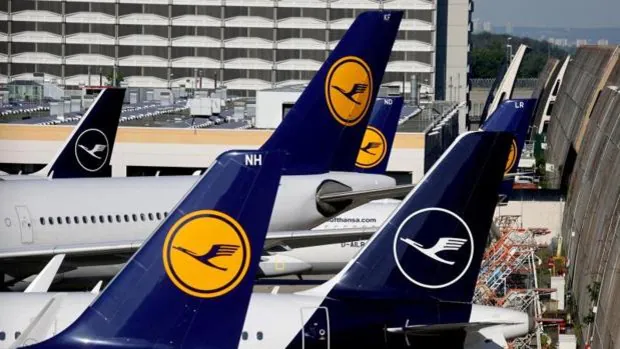 Lufthansa reduce sus pérdidas en un 43% en el segundo trimestre hasta los 952 millones