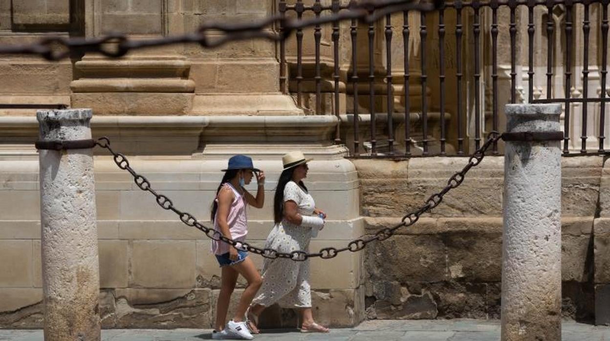 Turistas en Sevilla el pasado julio