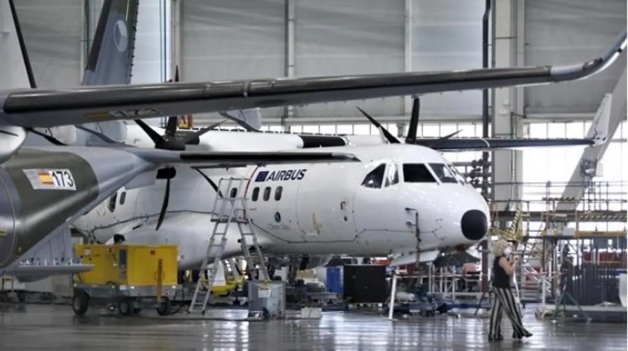 Airbus C295, aeronave que se fabrica entre las plantas sevillanas de que la compañía aeronáutica tiene en Tablada y San Pablo