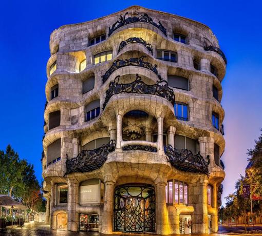 Casa Milà de Gaudí