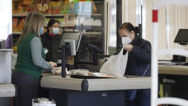 Horarios comerciales de Mercadona y otros supermercados en el Puente de Todos los Santos