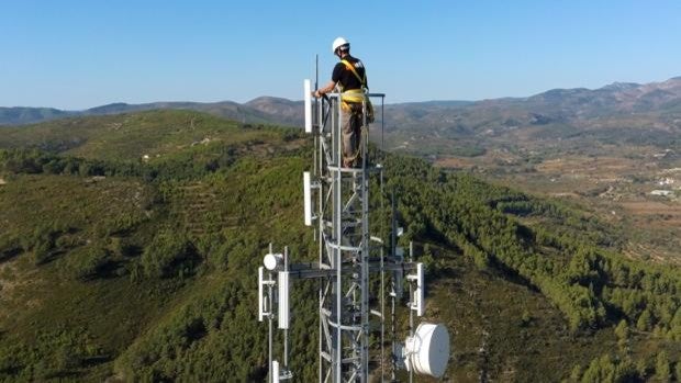 El reto de llevar internet de alta velocidad hasta el último rincón del país