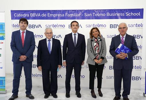 De izquierda q derecha, Juan Pérez Galvez, Juan Cano Ruano, Francisco Javier Jerez Basurco, Maria del Mar Rull Fernández, Eustasio Cobreros Vime