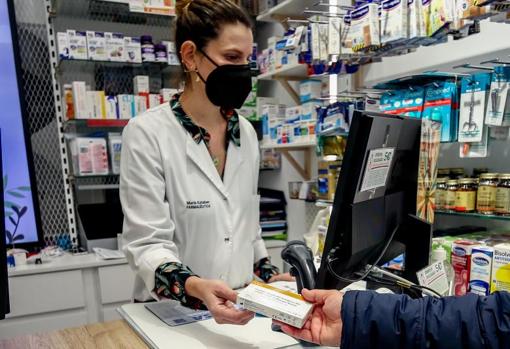 El aviso de la Seguridad Social: «Si recibes el Ingreso Mínimo Vital no tienes que pagar los medicamentos»