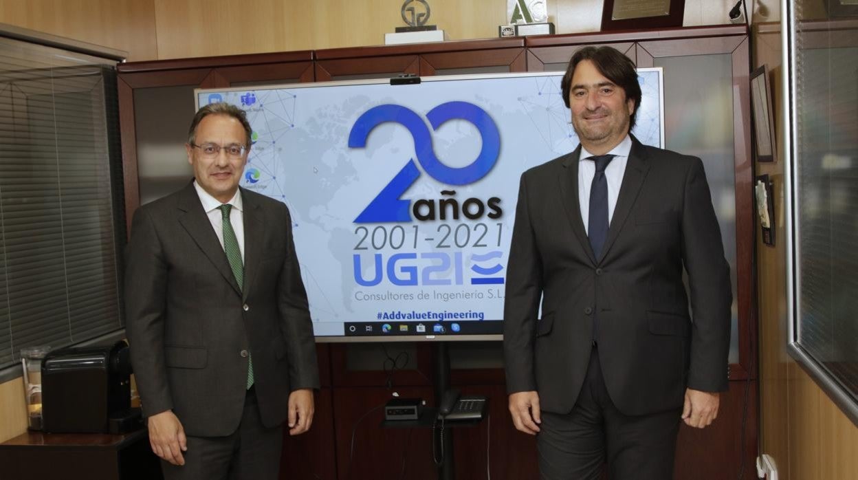 Ozgur Unay Unay, presidente de UG21, y Manuel González Moles, consejero delegado