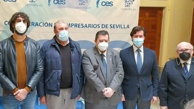 Frente común de empresas y sindicatos de Sevilla para evitar la deslocalización de Santa Bárbara