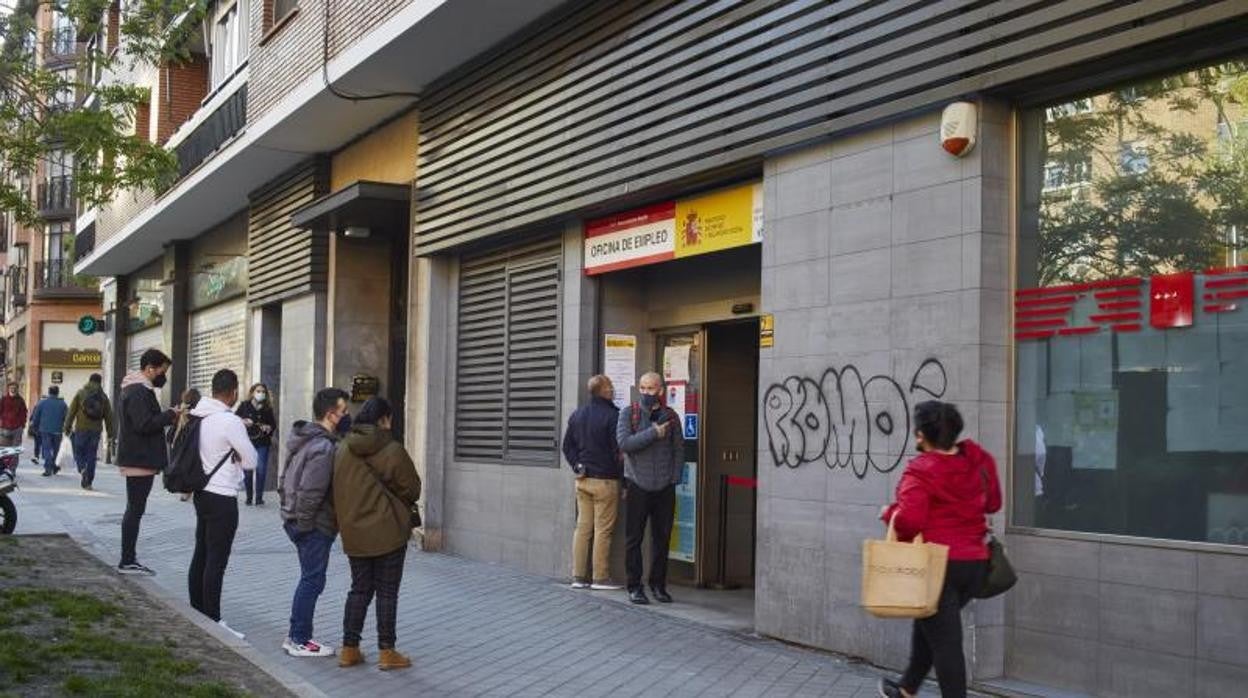 Las entidades bancarias fijaron adelantar el pago del ERTE entre los días 3 y 5 de cada mes