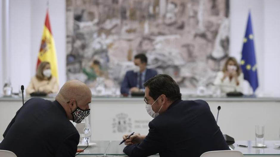 Sigue en directo la rueda de prensa de los agentes sociales tras la reunión de la mesa para el Plan de Recuperación