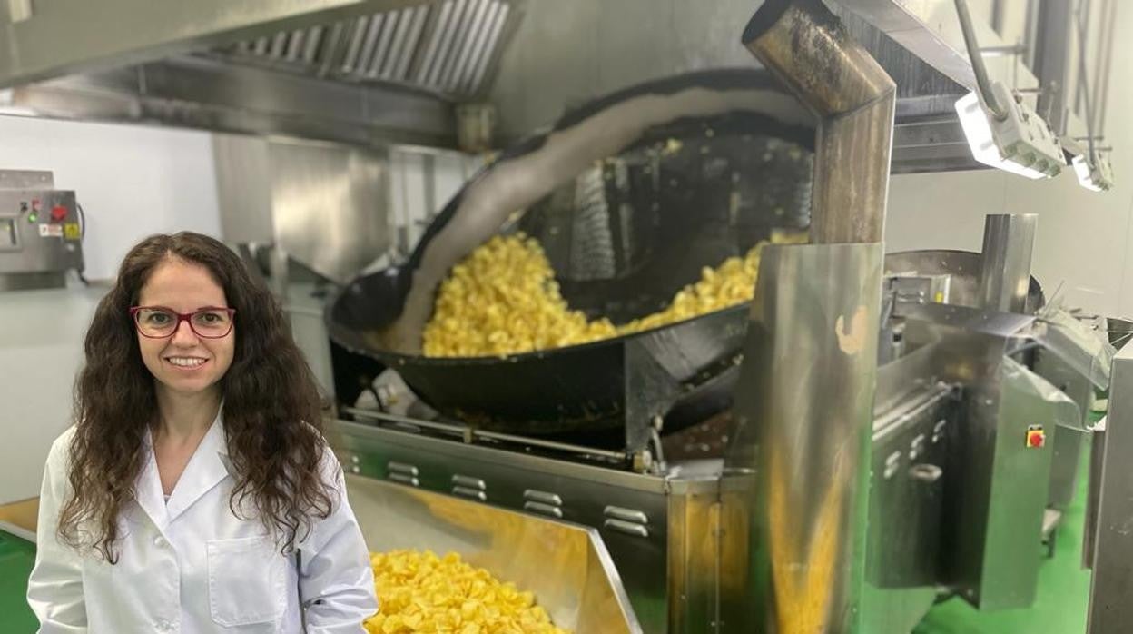 Lidia De la Hija, responsable comercial de Patatas Fritas La Azucena