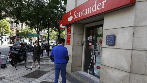 La banca española cerró una de cada cinco oficinas con la pandemia y redujo su red a mínimos de 1976