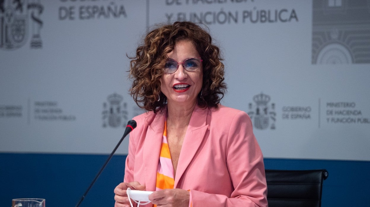 La ministra de Hacienda y Función Pública, María Jesús Montero