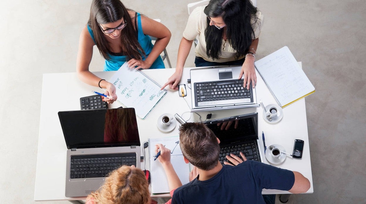 Los casos en los que se puede compatibilizar las prestación de desempleo y las prácticas de formación