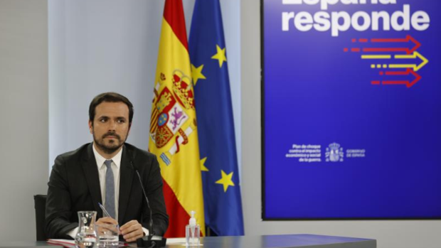 Garzón limita a tres minutos el tiempo de espera telefónica en las llamadas de atención al cliente