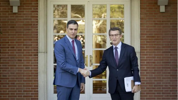 Jordi Sevilla anima a Sánchez a aceptar la oferta de Feijóo para bajar el IRPF a las rentas más bajas