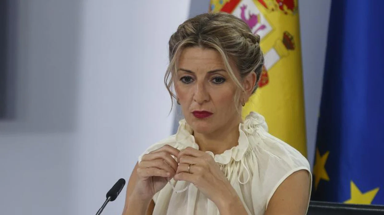 La vicepresidenta segunda, Yolanda Díaz, tras la rueda de prensa del Consejo de Ministros