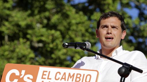 El presidente de Ciudadanos, Albert Rivera, durante un acto en Zaragoza