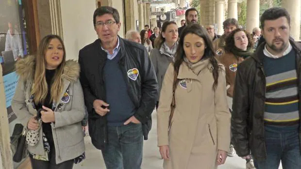 Juan Marín afea al PSOE y al Partido Popular que callen mientras Torra llama «hienas» a los andaluces