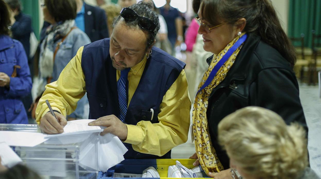 Ampliado hasta este jueves el plazo para votar por correo en las elecciones andaluzas 2018