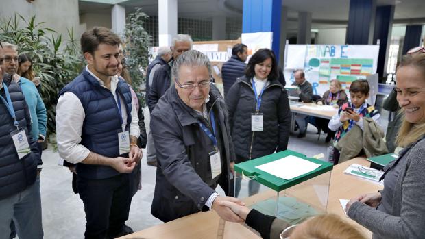 Resultados elecciones andaluzas en Sevilla: Dulce hecatombe del PP y amarga victoria del PSOE