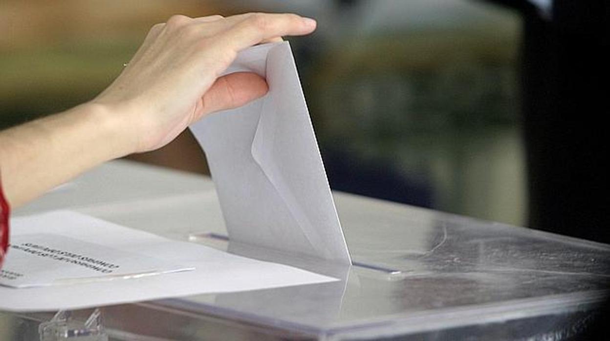 Voto en las urnas