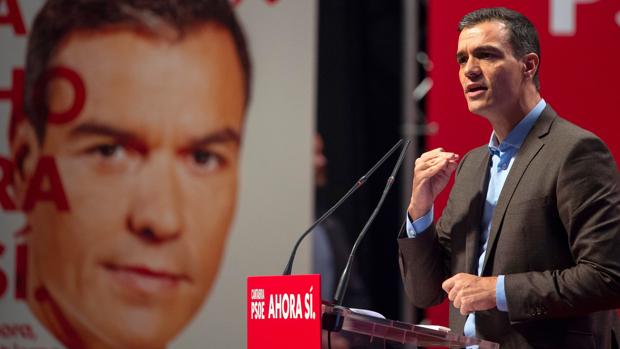 El PSOE rectifica su programa territorial tras el malestar del PSC