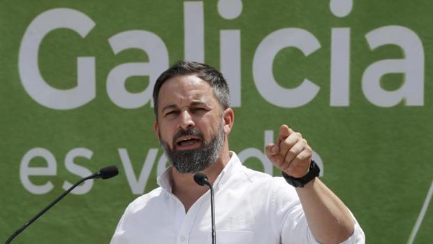 Abascal carga contra el delegado del Gobierno por enviar a sus «matones comunistas» contra Vox